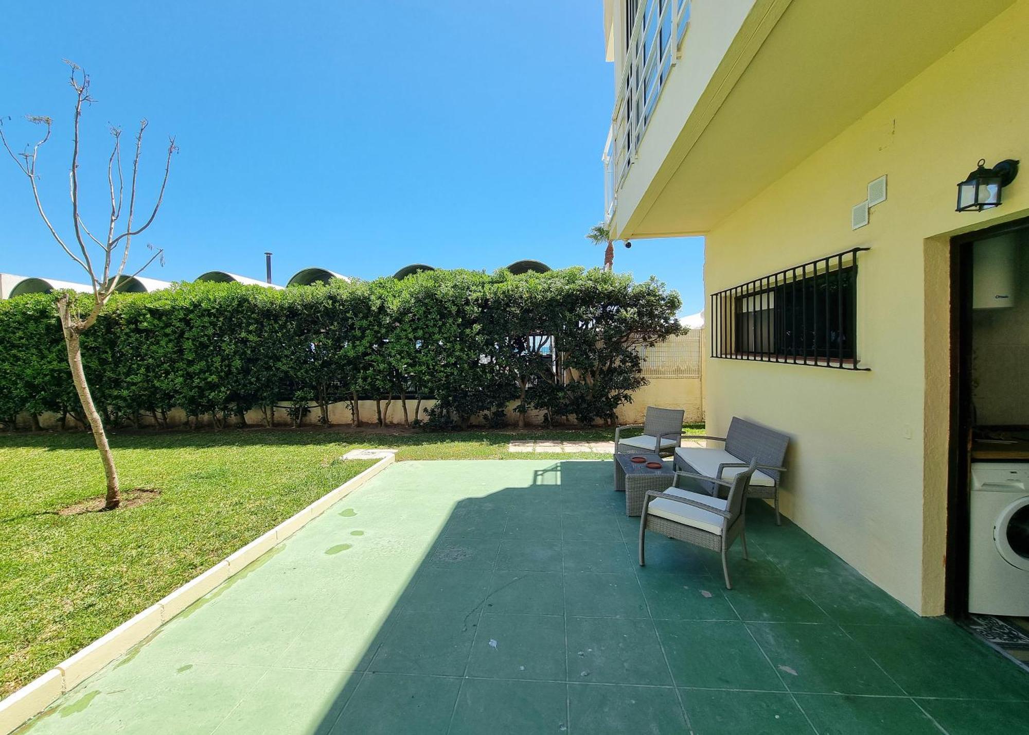 Tinoko Apartament In La Carihuela Beach Torremolinos Dış mekan fotoğraf