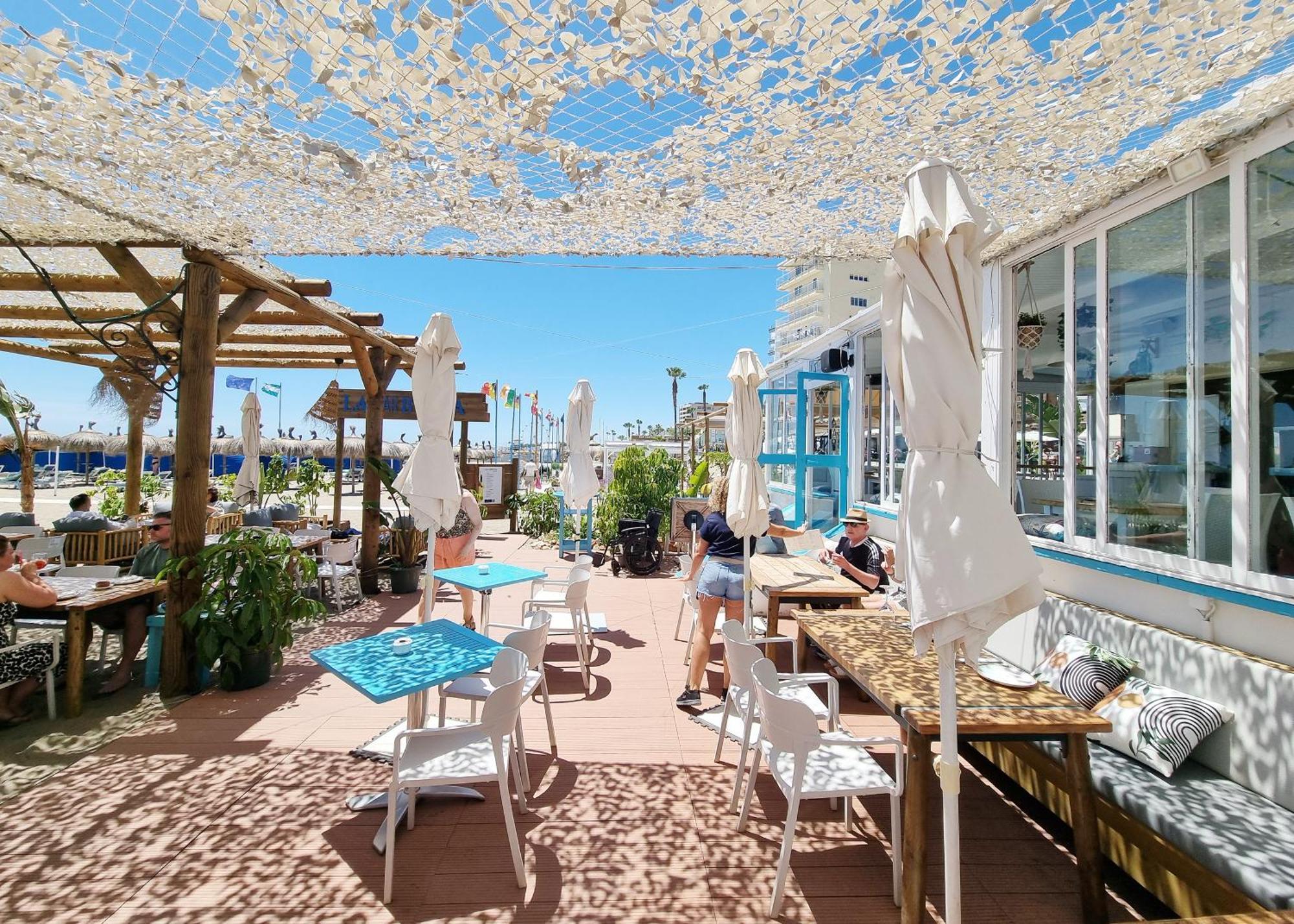 Tinoko Apartament In La Carihuela Beach Torremolinos Dış mekan fotoğraf